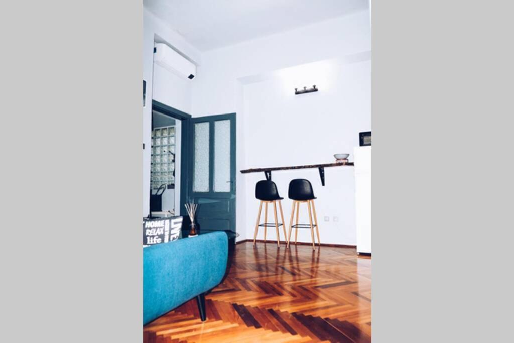 ☆Modern High Ceiling Apartment - Heart Of The City Oradea Extérieur photo